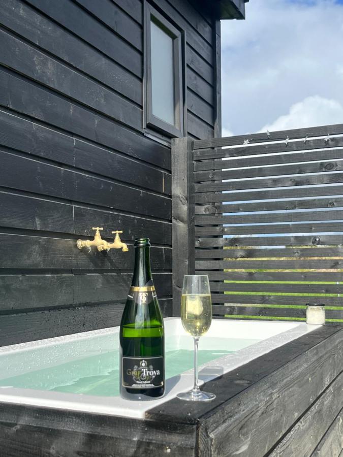 Wild Hideaways Luxury Lodges And Eco Spa 반트리 외부 사진